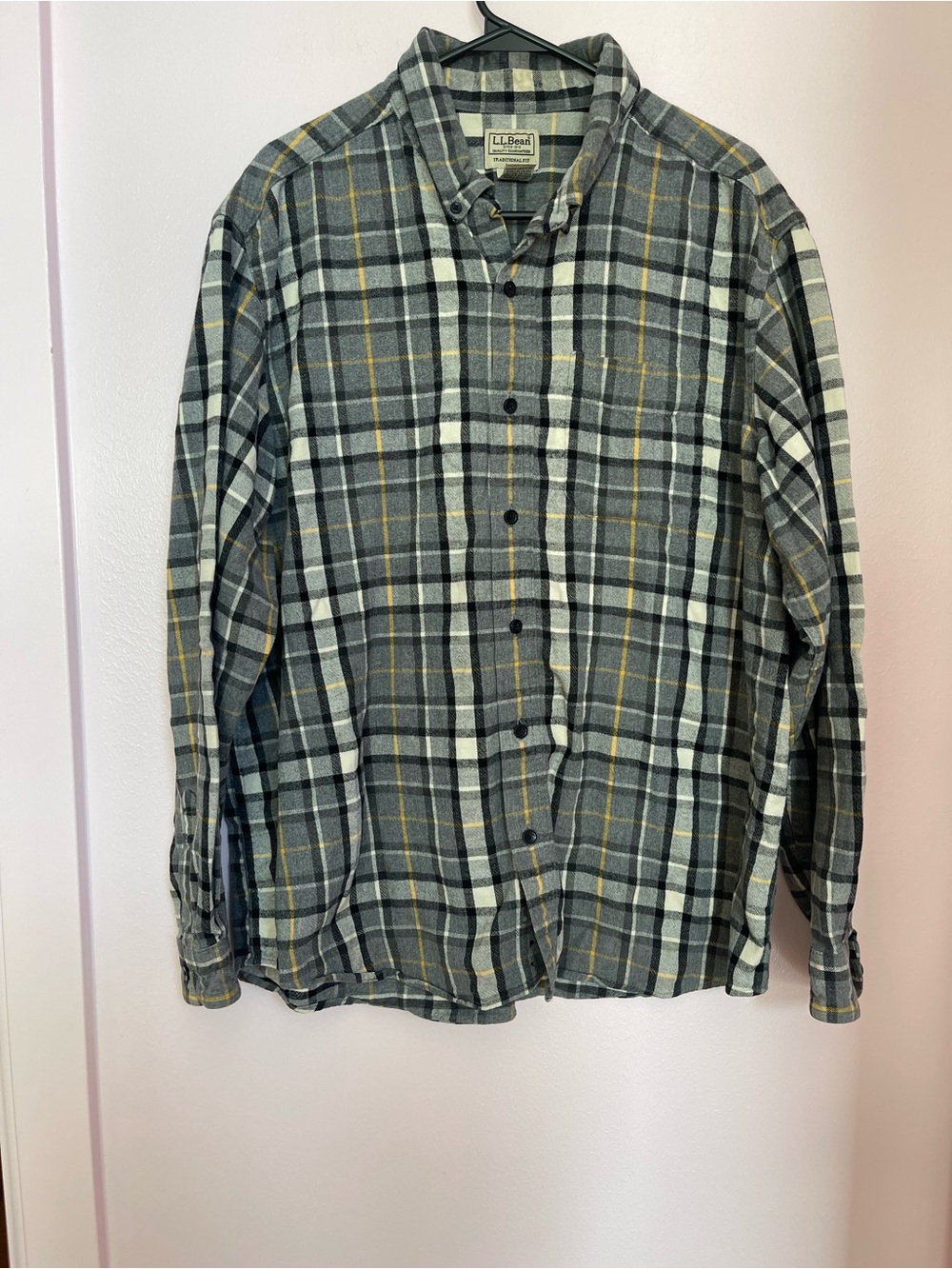 L.L. Bean Men's Green and Gray Plaid Button-Down Shirt